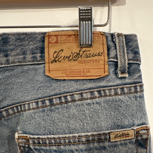 Levi Strauss Signature Men’s 34x30 Medium Wash Relaxed Fit - Picture 2 of 9